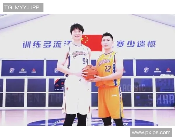 王哲林领衔北京首钢挑战上海久事争夺CBA季后赛席位的关键战役 王哲林领衔北京首钢挑战上海久事争夺CBA季后赛席位的关键战役